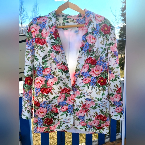 Vintage linen floral blazer - Picture 1 of 4